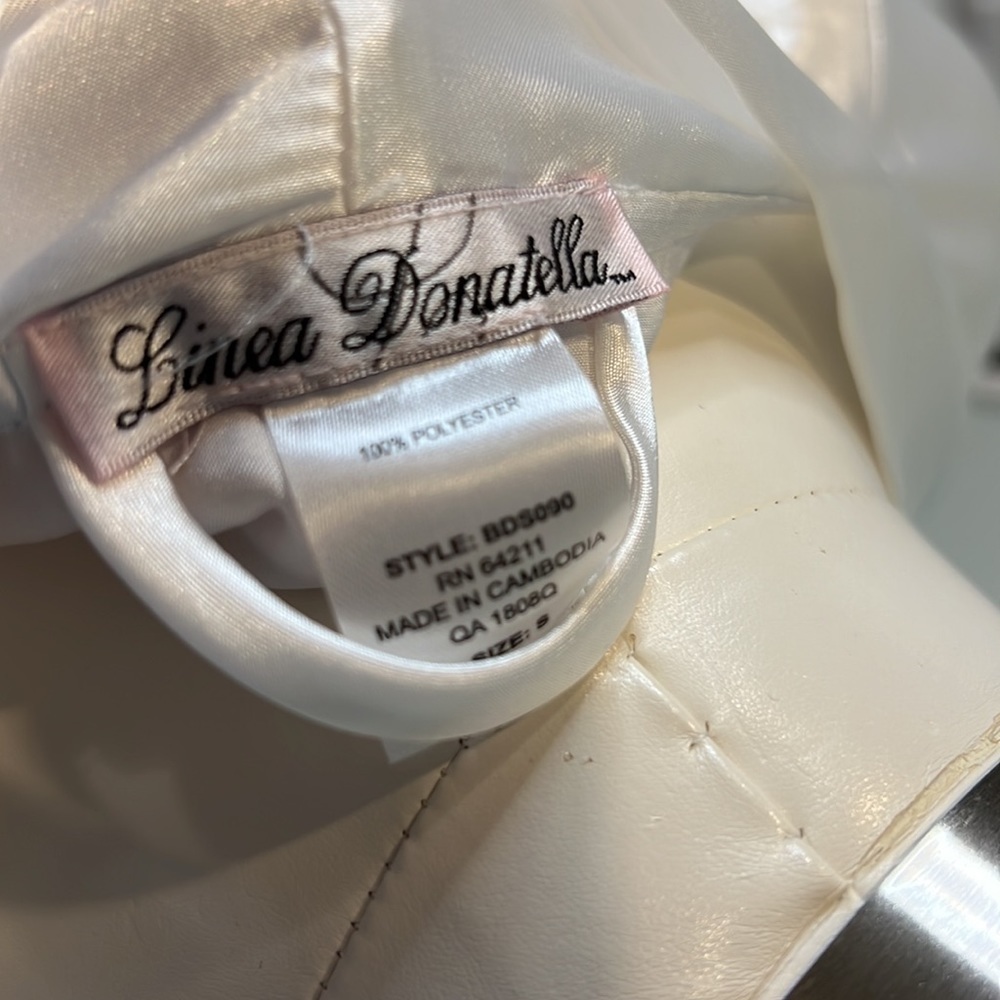 NWT MRS. Robe for Bride - Picture 11 of 12
